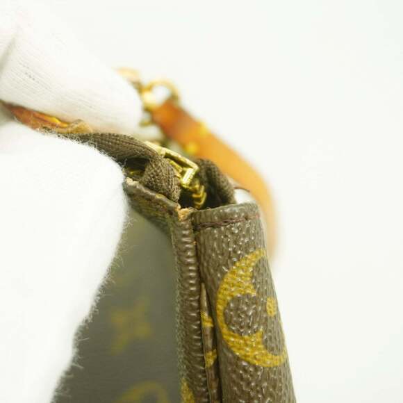 LOUIS VUITTON Authentic Brown Monogram Pochette Pouch - Picture 8 of 9
